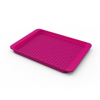 The ultra-functional, non-slip Joseph Joseph tray keeps items in place with a high-grip surface formed by smooth rubber studs. Deep sides and large handles allow for double duty as a lap tray.