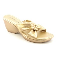 Karen Scott Shine Open Toe Wedge Sandals Shoes Gold Womens Karen Scott Shine Open Toe Wedge Sandals Shoes Gold Womens