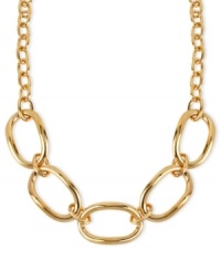 Well-connected. This necklace from Robert Lee Morris is crafted from gold-tone mixed metal and features oval links in varying size for an eclectic look. Approximate length: 16 inches + 3-inch extender. Approximate drop: 1 inch. Well-connected. This necklace from Robert Lee Morris is crafted from gold-tone mixed metal and features oval links in varying size for an eclectic look. Approximate length: 16 inches + 3-inch extender. Approximate drop: 1 inch.