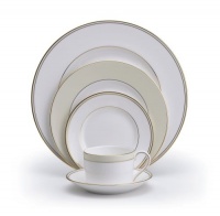 Vera Wang by Wedgwood Champagne Duchesse Five-Piece Place Setting Vera Wang by Wedgwood Champagne Duchesse Five-Piece Place Setting