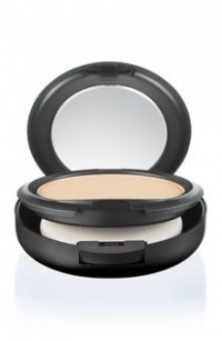 MAC Studio Fix Powder Plus Foundation NC20 for Women, 0.52 Ounce MAC Studio Fix Powder Plus Foundation NC20 for Women, 0.52 Ounce