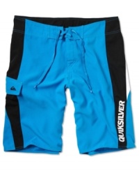 Attractive and sporty boardshorts by Quicksilver is also uniquely water repellent. Attractive and sporty boardshorts by Quicksilver is also uniquely water repellent.