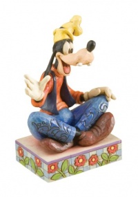Disney Traditions by Jim Shore 4011752 Goofy Personality Pose Figurine 5-Inch Disney Traditions by Jim Shore 4011752 Goofy Personality Pose Figurine 5-Inch