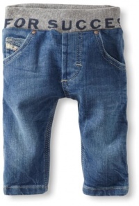 Diesel Baby-Boys Infant Pzattob 5 Pocket Elastic Waist Jean, Indigo, 9 Months Diesel Baby-Boys Infant Pzattob 5 Pocket Elastic Waist Jean, Indigo, 9 Months