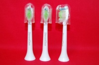 Philips Sonicare HX6063/60 DiamondClean Standard Brush Heads, 3-Pack Philips Sonicare HX6063/60 DiamondClean Standard Brush Heads, 3-Pack