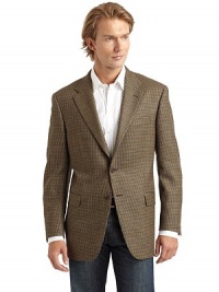 THE LOOKAllover tweed constructionNotched lapelWelt pocket at chestButton closureDual flap pocketsLong sleeves with button cuffsVented back hemInner welt pocketsTHE FITAbout 31 from shoulder to hemTHE MATERIALWorsted woolFully linedCARE & ORIGINDry cleanMade in USA THE LOOKAllover tweed constructionNotched lapelWelt pocket at chestButton closureDual flap pocketsLong sleeves with button cuffsVented back hemInner welt pocketsTHE FITAbout 31 from shoulder to hemTHE MATERIALWorsted woolFully linedCARE & ORIGINDry cleanMade in USA