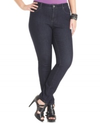 A sleek wash elegantly finishes DKNY Jeans' plus size skinny jeans for a flattering look.