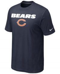 From the pre-game to after-party, show off your Chicago Bears pride in this NFL football t-shirt from Nike. From the pre-game to after-party, show off your Chicago Bears pride in this NFL football t-shirt from Nike.