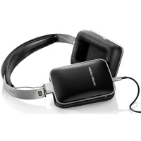 Harman Kardon Premium Over-Ear Bluetooth Wireless Headphones (Black) Harman Kardon Premium Over-Ear Bluetooth Wireless Headphones (Black)