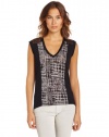 BCBGMAXAZRIA Women's Kerra Printed V-Neck Top with Asymmetrical Hem