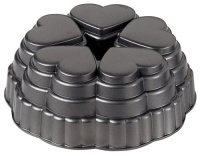 Wilton Dimensions Cast-Aluminum Nonstick Queen-of-Hearts Pan Wilton Dimensions Cast-Aluminum Nonstick Queen-of-Hearts Pan