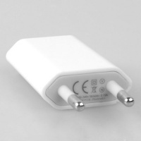 USB Power Adapter charger for Apple iPhone 4 220V for use in Europe