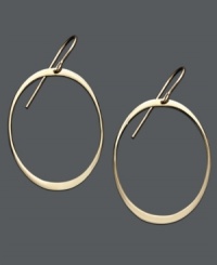 Simple design has never looked so elegant. Maintain your effortlessly chic appearance with these subtle cut-out drops in 14k gold. Approximate drop: 1-1/2 inches.