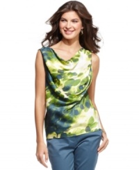 The soft drape of this cowl-neck petite top by Jones New York creates an elegant silhouette perfect for a 9-5 day and beyond! The soft drape of this cowl-neck petite top by Jones New York creates an elegant silhouette perfect for a 9-5 day and beyond!