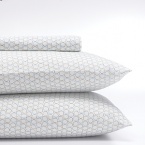 Geometric-print sheet set with circles allover. Fashioned from soft cotton for a comfortable rest.