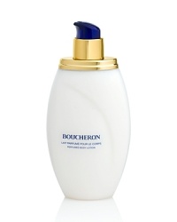 Boucheron pour Femme is the first perfume of the house is inspired by the magical and precious world of the workshops of Place Vendôme. The luxurious Boucheron pour Femme Perfumed Body Lotion envelops skin in a veil of feminine sensuality, leaving behind an exciting Oriental Floral touch. Boucheron pour Femme is the first perfume of the house is inspired by the magical and precious world of the workshops of Place Vendôme. The luxurious Boucheron pour Femme Perfumed Body Lotion envelops skin in a veil of feminine sensuality, leaving behind an exciting Oriental Floral touch.