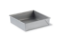 Calphalon 1826138 Nonstick Square Cake Pan, 8-Inch Calphalon 1826138 Nonstick Square Cake Pan, 8-Inch