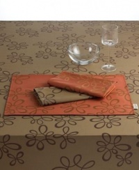 Calvin Klein Graphic Jacquard 20 x 20 Cotton Napkins in Gold Calvin Klein Graphic Jacquard 20 x 20 Cotton Napkins in Gold