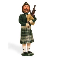 12 Days of Christmas: Eleven Pipers Piping Figurine 12 Days of Christmas: Eleven Pipers Piping Figurine