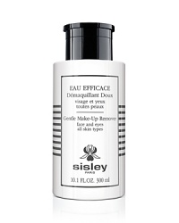 To remove face and eye makeup and tone the skin in one single sweep, Sisley Paris has created Eau Efficace, a gentle, sensory, high-performance, non-rinse cleansing lotion. Formulated with deeply cleansing, plant-based saponins, Eau Efficace removes surface impurities and traces of pollution accumulated during the day, and helps preserve the skin's natural radiance. Applied with a cotton pad, it effectively removes face and eye makeup, even long lasting. Skin is left clean and matte, and the complexion fresh and glowing. All skin types including sensitive skin. Suitable for contact-lens wearers. Suitable for sensitive eyes.