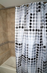 Very Nice Polyester Shower Curtain Shower Curtain with 12 Hooks 72 X 72 (MULTI-COLOR CIRCLES DESIGN) Very Nice Polyester Shower Curtain Shower Curtain with 12 Hooks 72 X 72 (MULTI-COLOR CIRCLES DESIGN)
