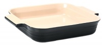 Le Creuset 9x9-in. Stoneware Square Baking Dish, Black Onyx. Le Creuset 9x9-in. Stoneware Square Baking Dish, Black Onyx.