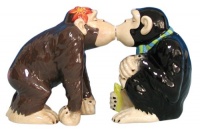 Westland Giftware Mwah Magnetic Chimp Kiss Salt and Pepper Shaker Set, 3-1/4-Inch Westland Giftware Mwah Magnetic Chimp Kiss Salt and Pepper Shaker Set, 3-1/4-Inch