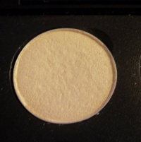 MAC Small Eye Shadow - Nylon - 1.5g/0.05oz MAC Small Eye Shadow - Nylon - 1.5g/0.05oz