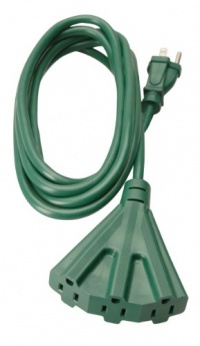 Woods 2466 8-Foot Outdoor Extension Cord with 3-Outlets, Green Woods 2466 8-Foot Outdoor Extension Cord with 3-Outlets, Green