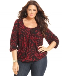 Partner your go-to jeans with MICHAEL Michael Kors' three-quarter-sleeve plus size top, featuring a vivid print. Partner your go-to jeans with MICHAEL Michael Kors' three-quarter-sleeve plus size top, featuring a vivid print.