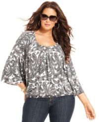 Complete your casual looks with MICHAEL Michael Kors' printed plus size top, punctuated by a banded hem. Complete your casual looks with MICHAEL Michael Kors' printed plus size top, punctuated by a banded hem.