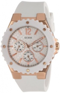 GUESS U12652L1 Feminine Sport Watch - Rose Gold GUESS U12652L1 Feminine Sport Watch - Rose Gold