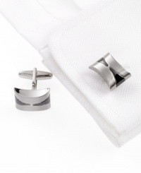 Polish up your go-to dress shirt with the sleek look of these curved brushed nickel cufflinks from Kenneth Cole Reaction. Polish up your go-to dress shirt with the sleek look of these curved brushed nickel cufflinks from Kenneth Cole Reaction.