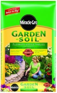 Miracle-Gro 73452300 Garden Soil for Flowers and Vegetables Mix Bag, 2- Cubic-Feet