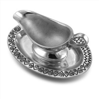 Wilton Armetale Reggae Gravy Boat with Tray, 4-3/4-Inch by 6-1/2-Inch by 9-1/2-Inch Wilton Armetale Reggae Gravy Boat with Tray, 4-3/4-Inch by 6-1/2-Inch by 9-1/2-Inch