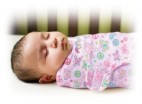 Summer Infant SwaddleMe Blanket, Peace Butterfly, Girl, Small/Medium Summer Infant SwaddleMe Blanket, Peace Butterfly, Girl, Small/Medium