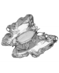 Invite fresh whimsy to the table on the wings of the Butterfly chip and dip. This springtime motif from Arthur Court's collection of serveware and serving dishes is swarming with butterflies, sculpted in gleaming aluminum and a delight for nature lovers. Invite fresh whimsy to the table on the wings of the Butterfly chip and dip. This springtime motif from Arthur Court's collection of serveware and serving dishes is swarming with butterflies, sculpted in gleaming aluminum and a delight for nature lovers.