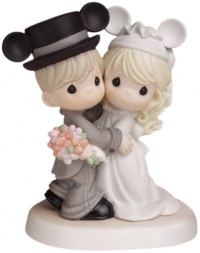 Precious Moments Disney Collection Magically Ever After Figurine Precious Moments Disney Collection Magically Ever After Figurine