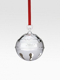 The 37th Edition Holly Bell ornament is a favorite holiday tradition handcrafted in rich silverplate by master craftsmen.Silverplate3.75HElegantly packaged for gift-giving and storageMade in USA The 37th Edition Holly Bell ornament is a favorite holiday tradition handcrafted in rich silverplate by master craftsmen.Silverplate3.75HElegantly packaged for gift-giving and storageMade in USA