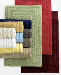 Ralph Lauren Greenwich Large Bathroom Rug 27in X 44in, Color White Ralph Lauren Greenwich Large Bathroom Rug 27in X 44in, Color White