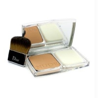 Christian Dior Nude Glow Versatile Powder Makeup SPF10, # 040 Honey Beige, 0.35 Ounce Christian Dior Nude Glow Versatile Powder Makeup SPF10, # 040 Honey Beige, 0.35 Ounce