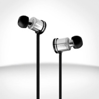 Velodyne vPulse Black In-Ear Headphones with Inline Microphone Velodyne vPulse Black In-Ear Headphones with Inline Microphone
