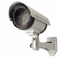 Outdoor Fake , Dummy Security Camera with Blinking Light (Silver) Outdoor Fake , Dummy Security Camera with Blinking Light (Silver)