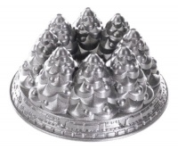 Nordic Ware Holiday Bundt Tree Pan Nordic Ware Holiday Bundt Tree Pan