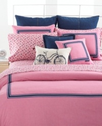 Smart stripes meet chic, solid colors upon this Pink Oxford duvet cover from Tommy Hilfiger. Luxuriously soft yard-dyed cotton creates a perfect ground while grosgrain ribbon and slim piping finishes the edges with sleek sophistication. (Clearance) Smart stripes meet chic, solid colors upon this Pink Oxford duvet cover from Tommy Hilfiger. Luxuriously soft yard-dyed cotton creates a perfect ground while grosgrain ribbon and slim piping finishes the edges with sleek sophistication. (Clearance)