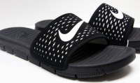 Nike Men's Celso Motion Slide Sandal Nike Men's Celso Motion Slide Sandal