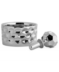 Dazzle a crowd with the Atelier wine coaster and stopper from Monique Lhuillier Waterford. A jewel-like geometric motif in gleaming nickel plate adds modern brilliance to the mix. Dazzle a crowd with the Atelier wine coaster and stopper from Monique Lhuillier Waterford. A jewel-like geometric motif in gleaming nickel plate adds modern brilliance to the mix.