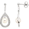 CleverEve 2014 Luxury Series One Pair of .25 ct tw Diamond 14K White Gold Freshwater Cultured Pearl Earrings 6.0mm