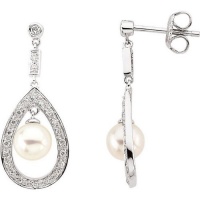 CleverEve 2014 Luxury Series One Pair of .25 ct tw Diamond 14K White Gold Freshwater Cultured Pearl Earrings 6.0mm