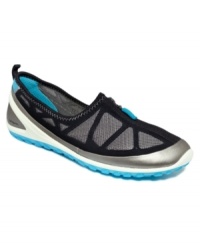 For the most natural run ever. The BIOM Lite 1.3 zip sneakers stimulate barefoot training to strengthen foot and lower leg muscles. For the most natural run ever. The BIOM Lite 1.3 zip sneakers stimulate barefoot training to strengthen foot and lower leg muscles.